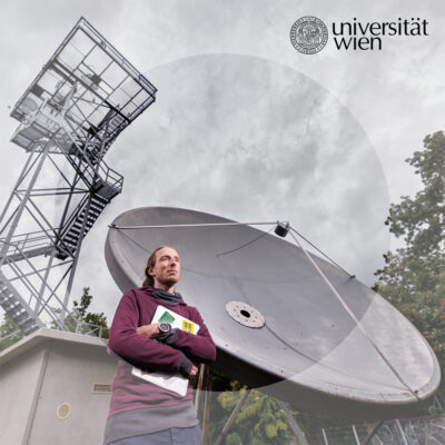 Bild von Human Max vor einer Satellitenschüssel an der Zentralanstalt für Meteorologie und Geodynamik